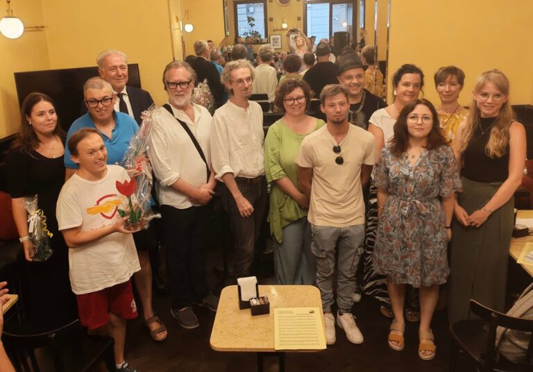 mostra beneficenza foto 4